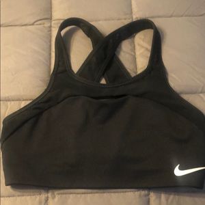 Nike sports bra dry fit